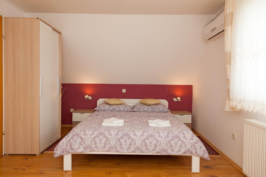 Guest House Ljubica 라스토바카 외부 사진
